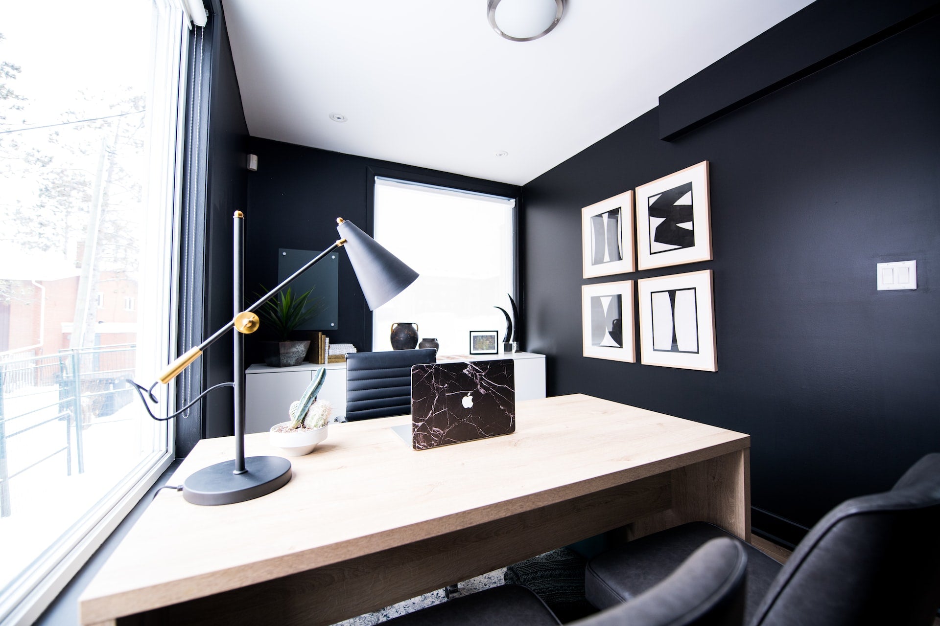 Personalising Your Office with the Perfect Office Images