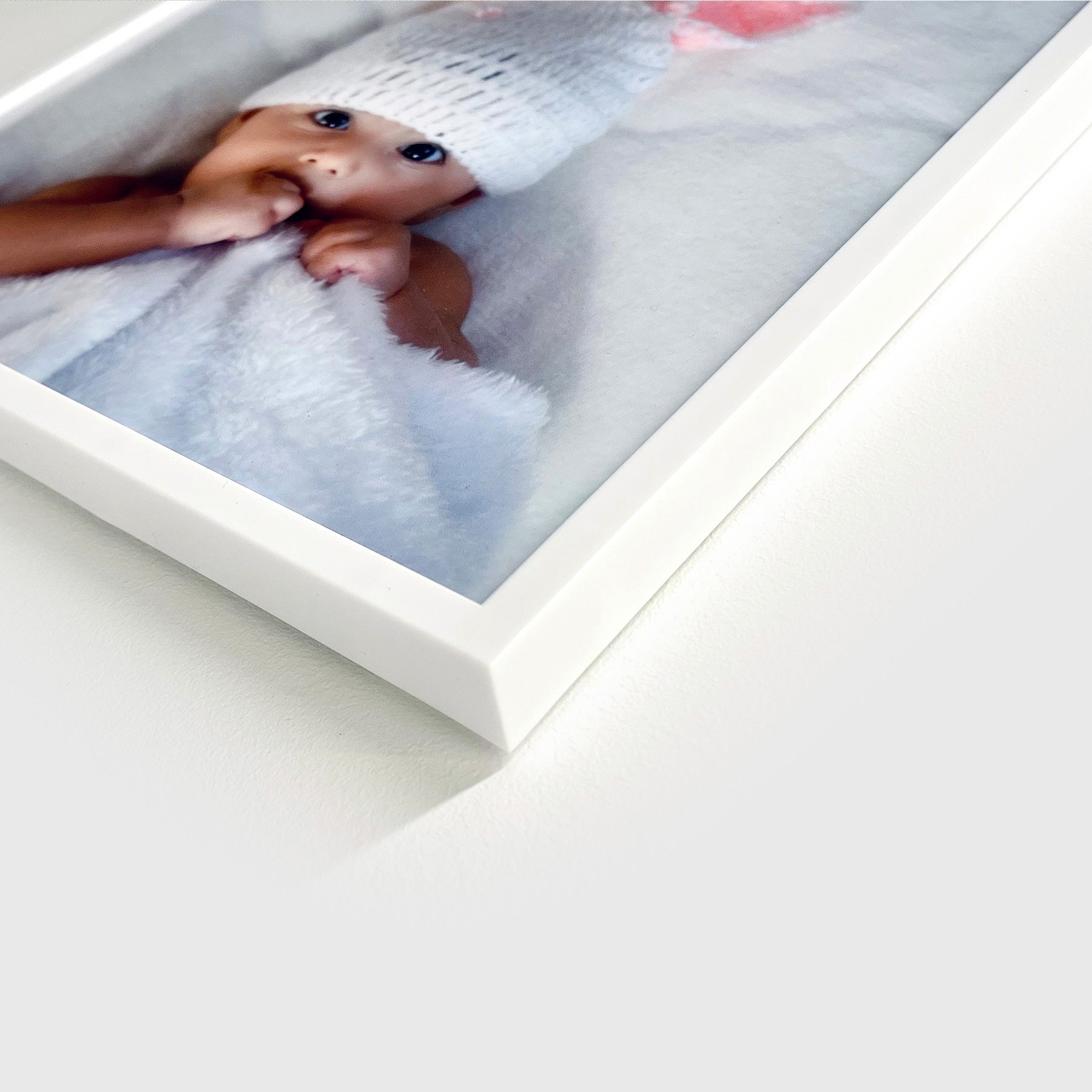 Photo tiles - white framed